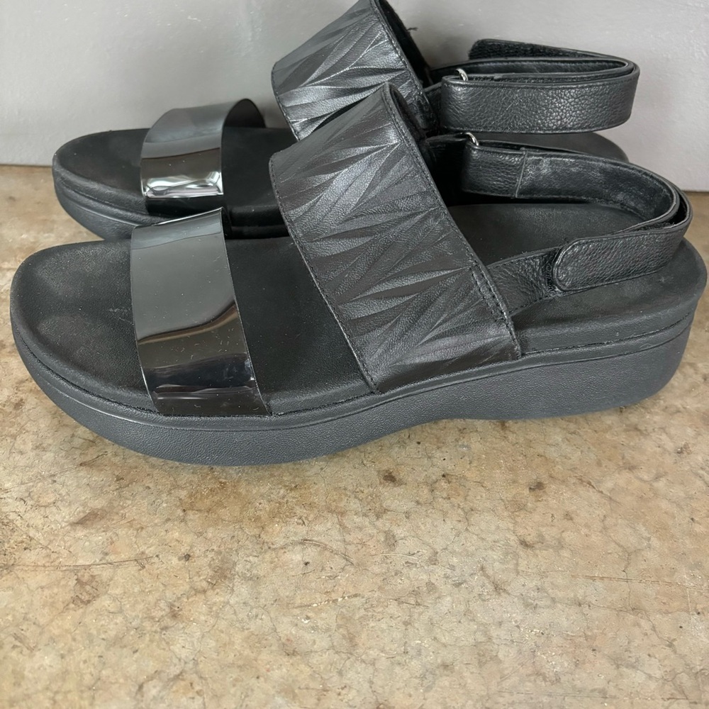 Vionic Karleen Black Sandals Size 9 - Picture 5 of 12